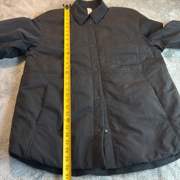 Lululemon Lightweight Insulated Shirt Jacket - Picture 16 of 16